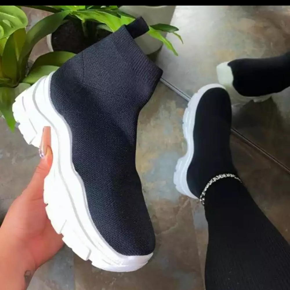 Black and white Sneakers